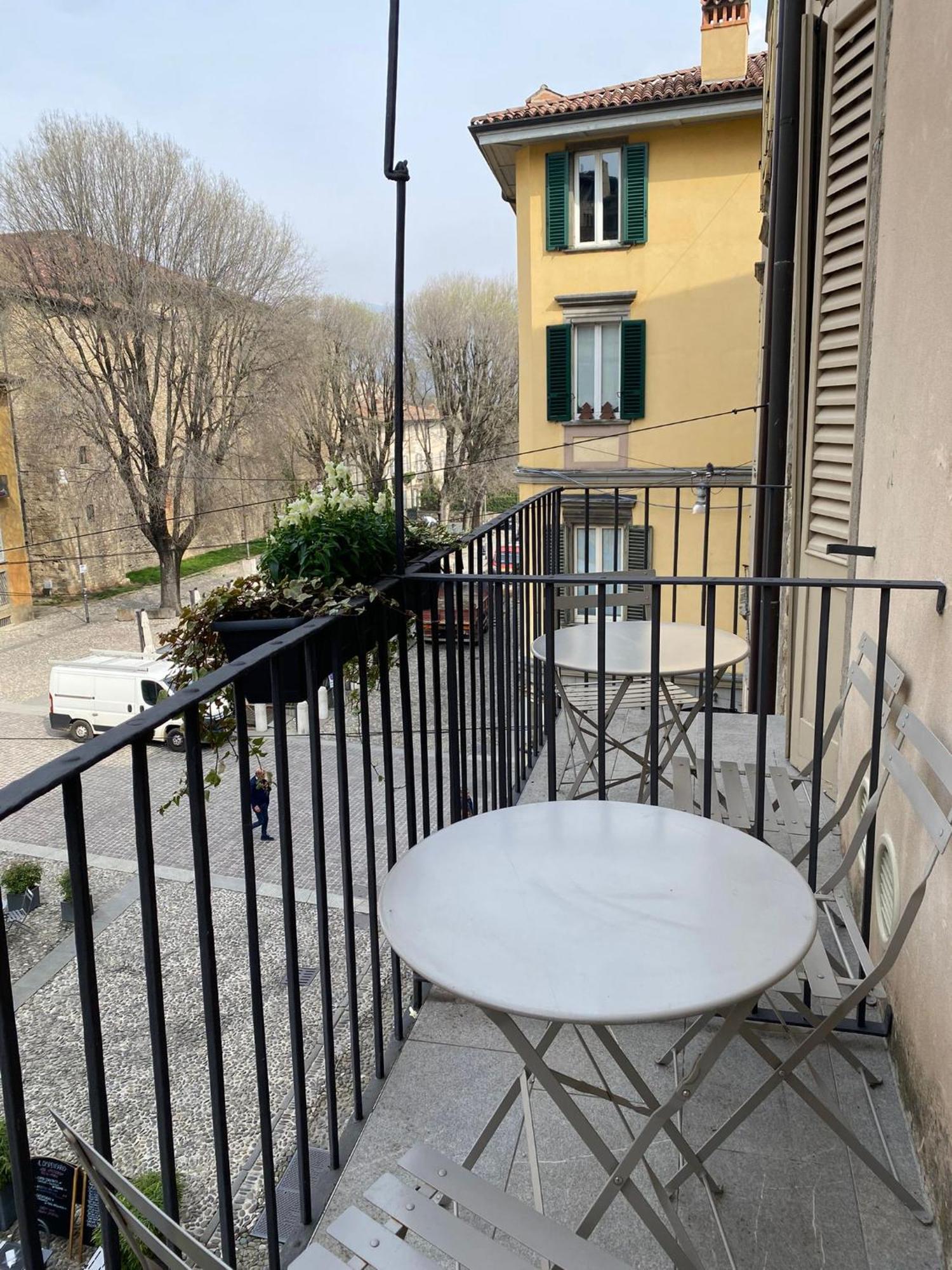 Piazza Mascheroni Home بيرغامو المظهر الخارجي الصورة